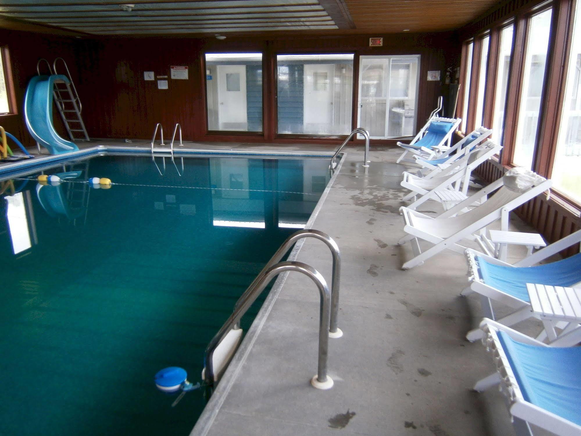 Motel De L'Anse Port-Daniel Kültér fotó